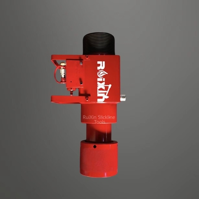 معدات التحكم في الضغط عبر الأسلاك في حقول النفط 70MPA FD7.6-70-Y لـ 5-3/4-4ACME.O نوع الاتصال مصيدة الأدوات الهيدروليكية
